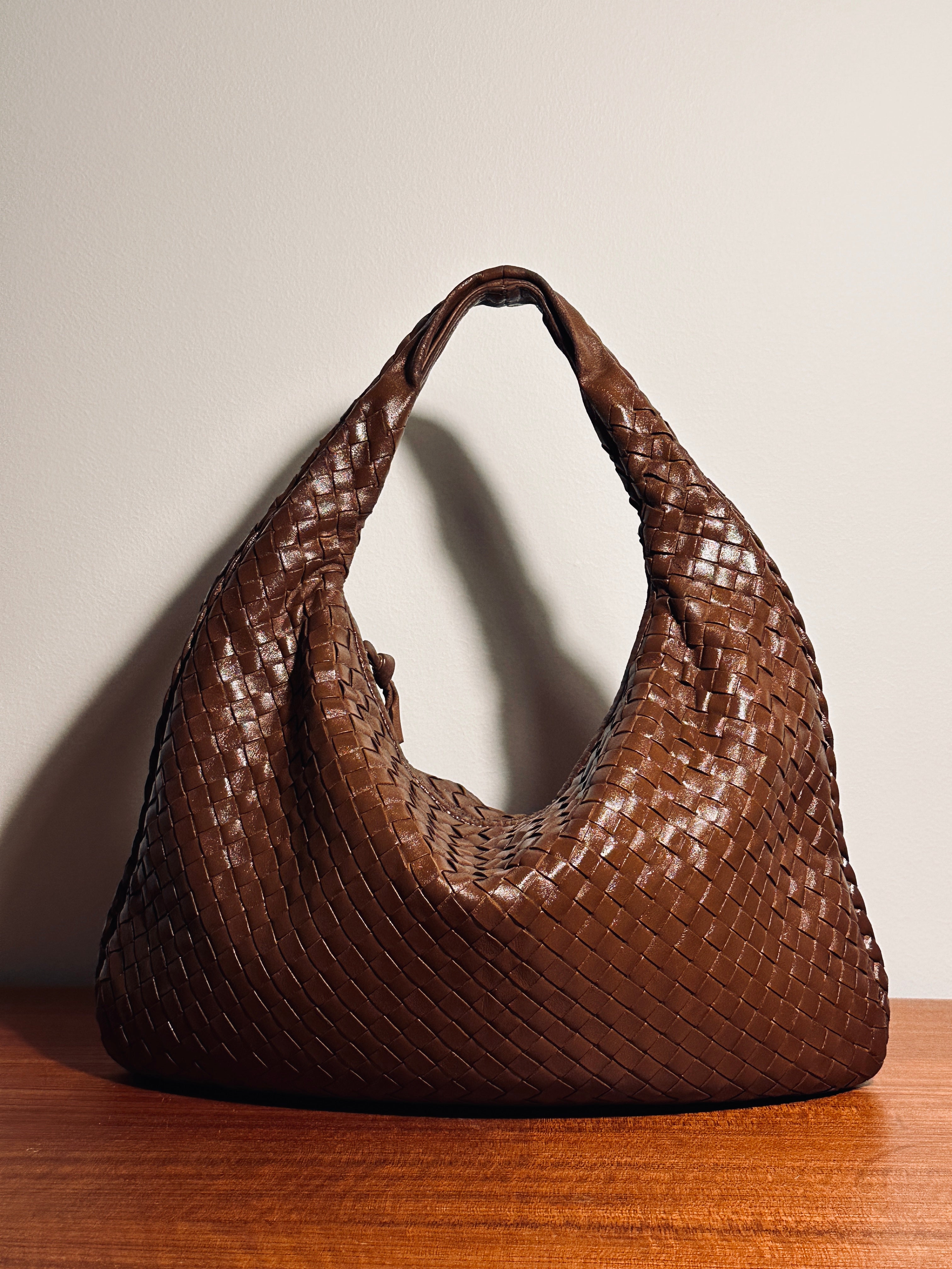 Bottega Veneta Medium Veneta