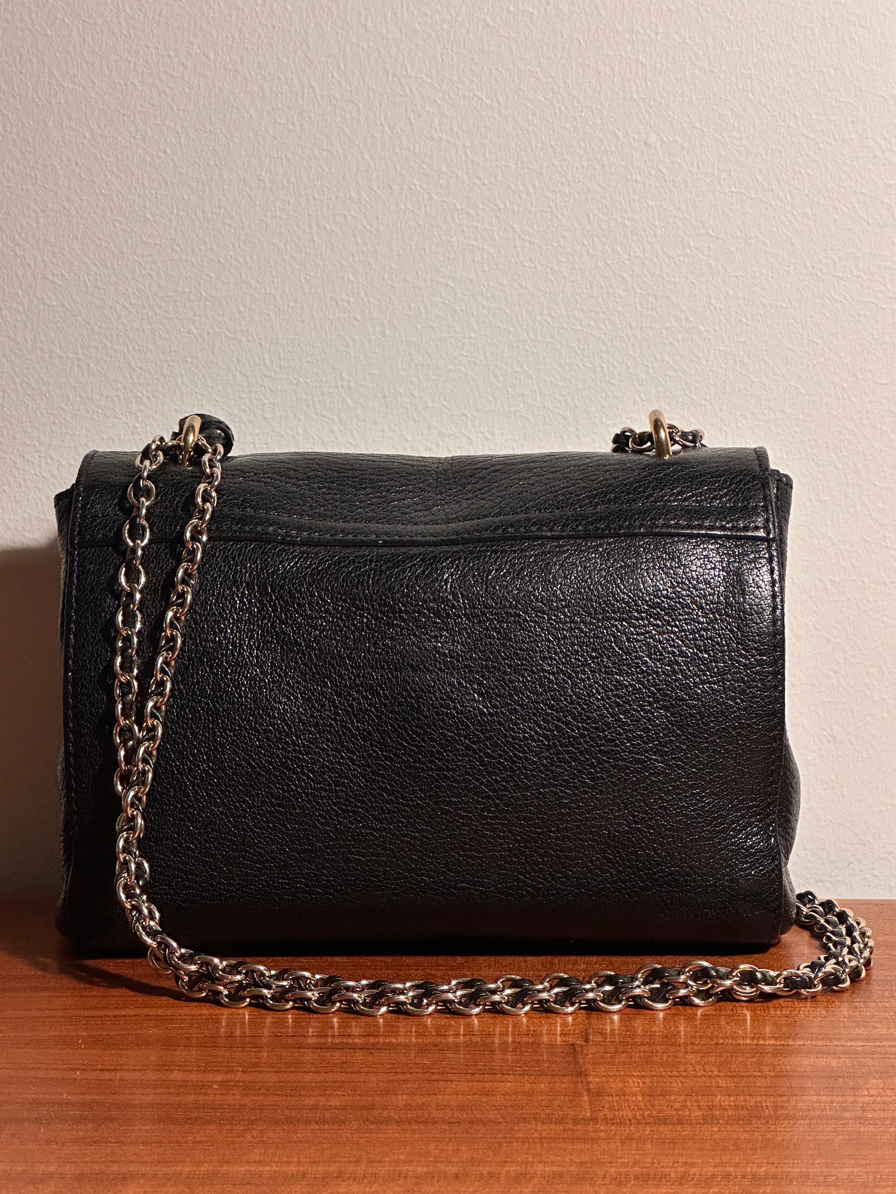 Mulberry Lily Black Small Classic Grain Crossbody