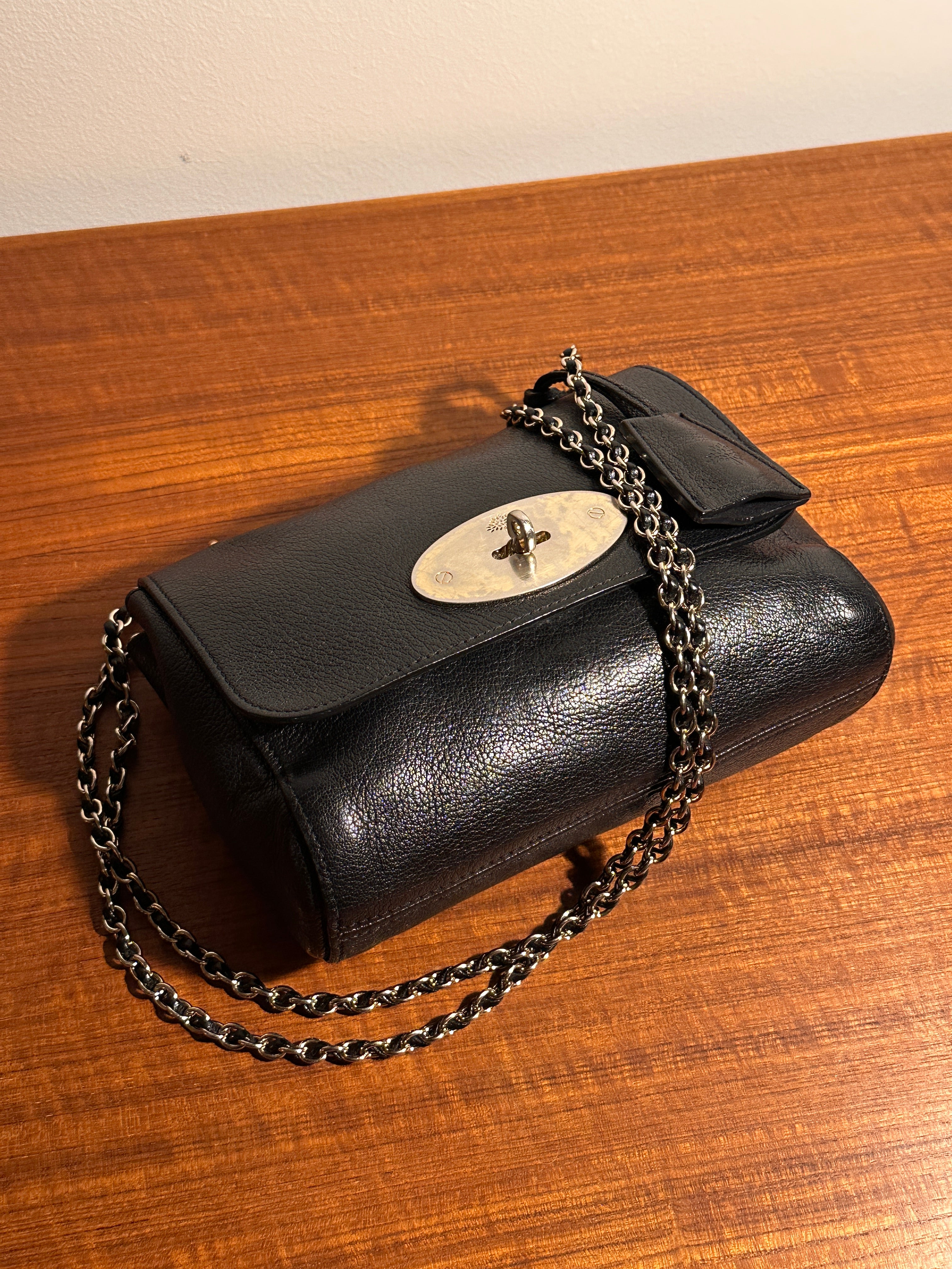 Mulberry Lily Black Small Classic Grain Crossbody