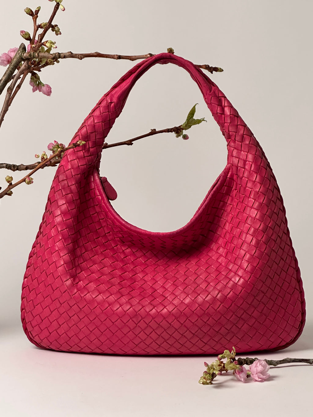 Bottega Veneta Pink Medium Veneta