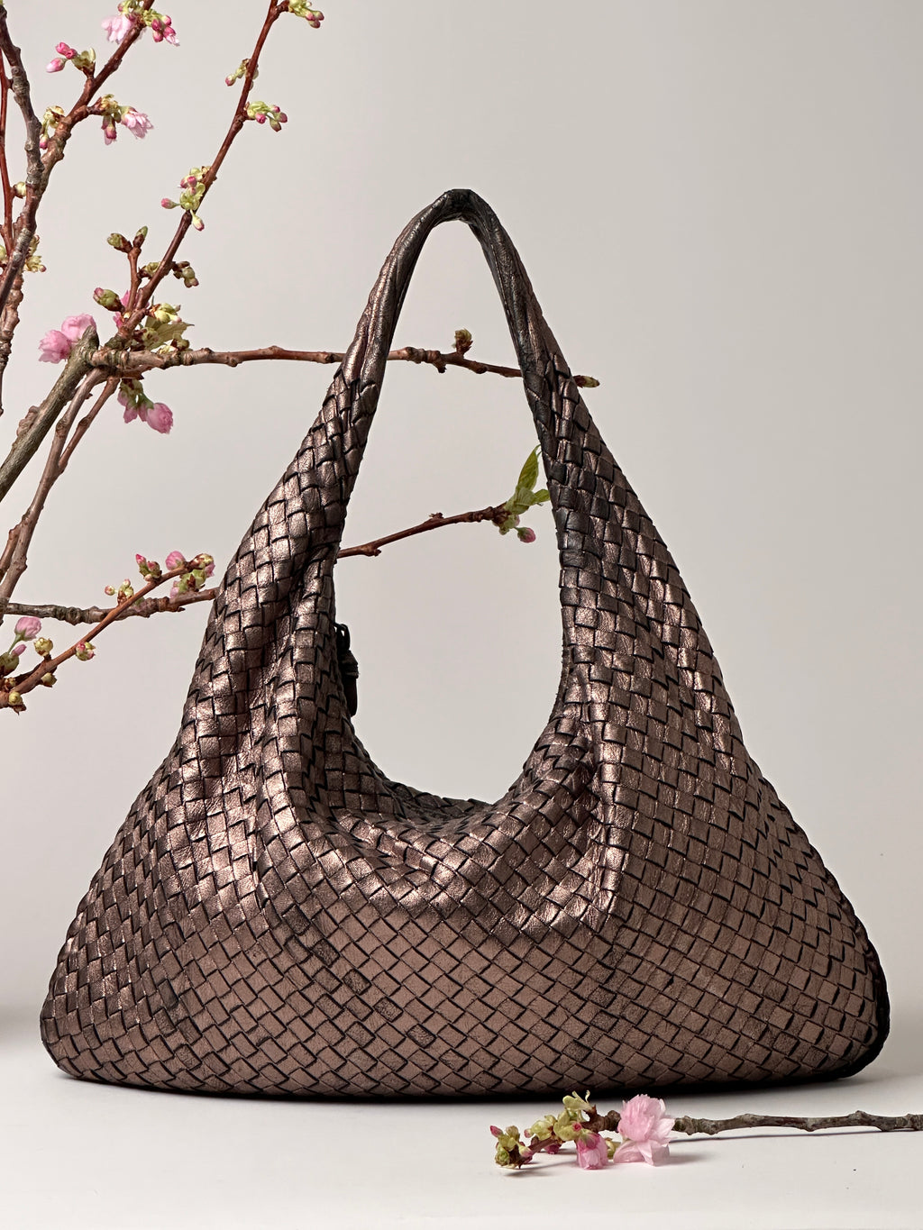 Bottega Veneta Large Veneta