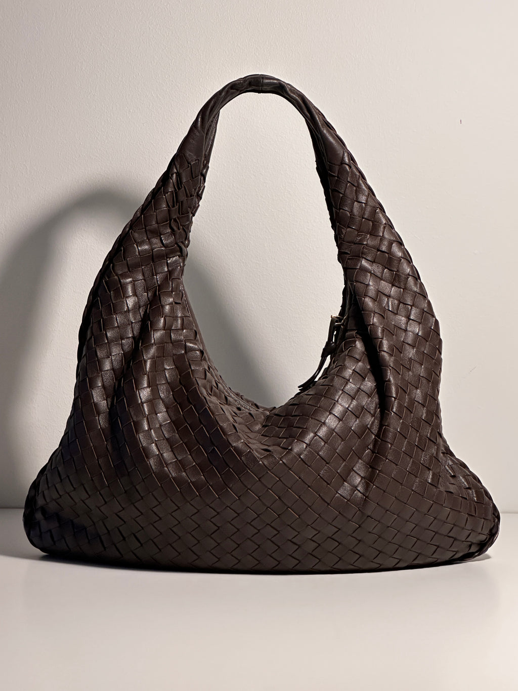 Bottega Veneta Medium Dark Brown Vintage Veneta Shoulderbag
