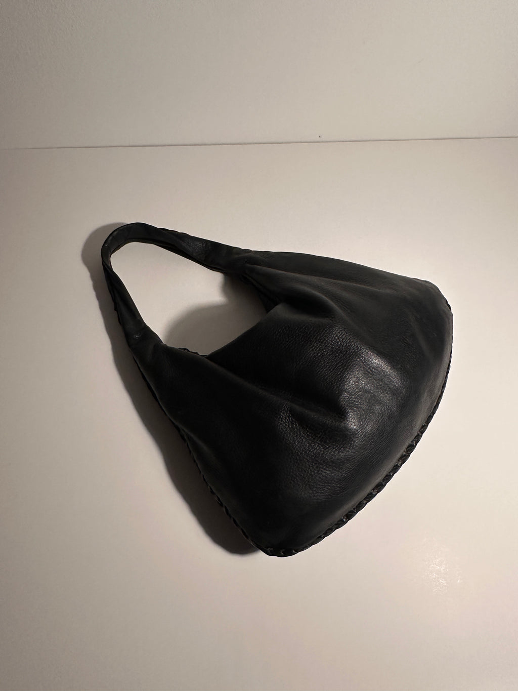 Bottega Veneta Vintage Black Medium Veneta Shoulderbag