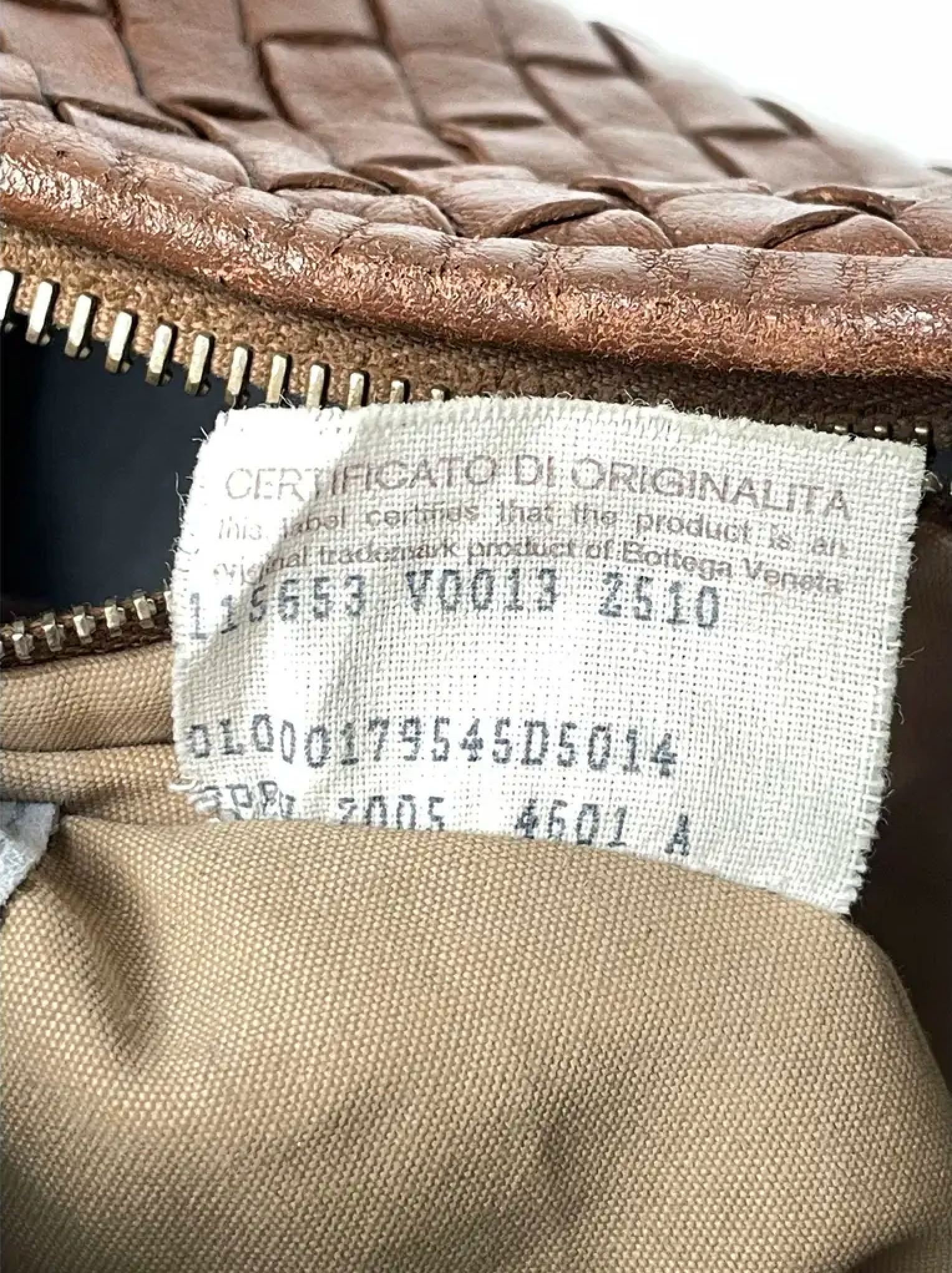 Bottega Veneta Brown Medium Veneta
