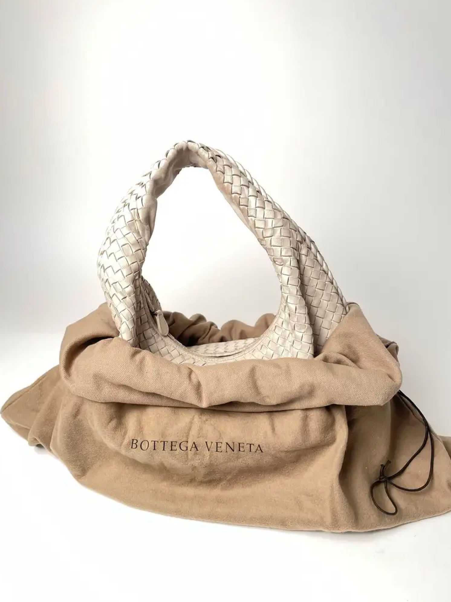 Bottega Veneta Large Beige White Veneta Hobo