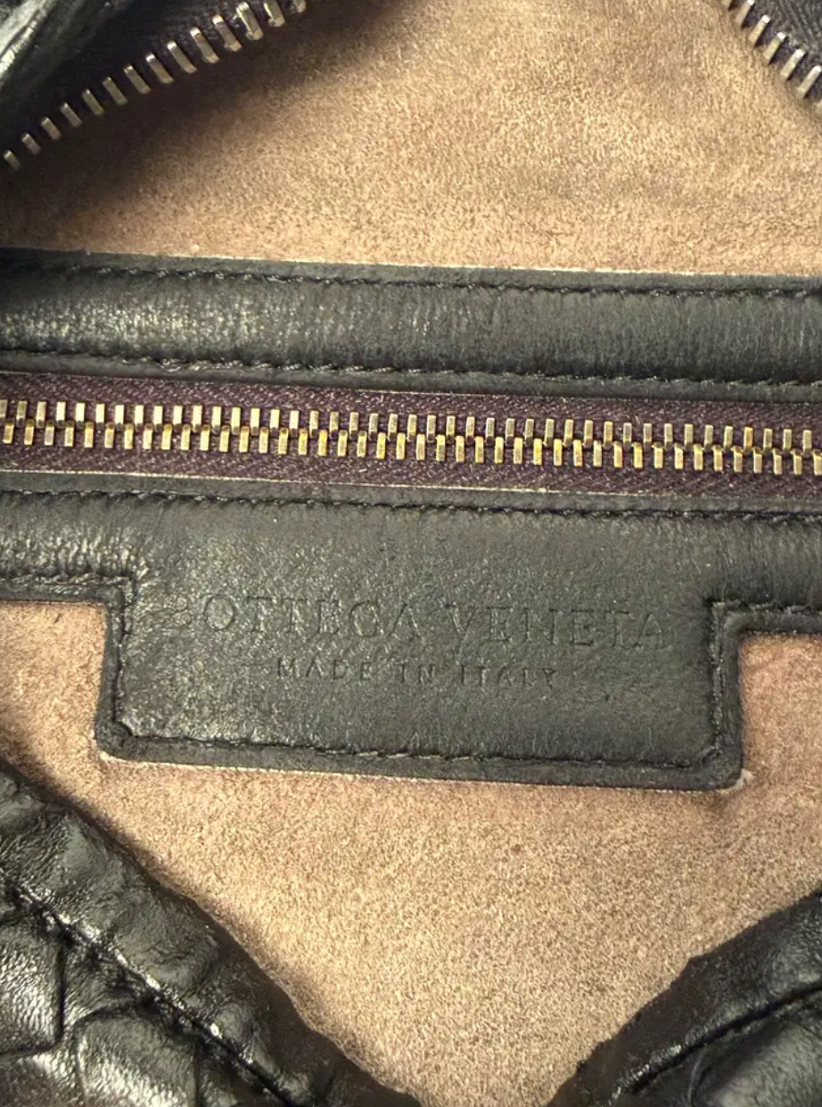 Bottega Veneta Medium Veneta